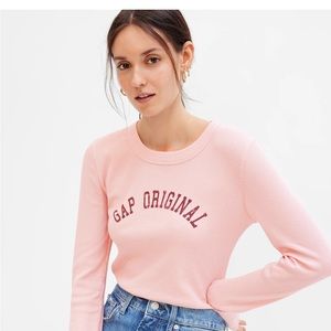 NWT GAP Waffle-Knit Graphic T-Shirt Color: Pink Standard SIZE LARGE